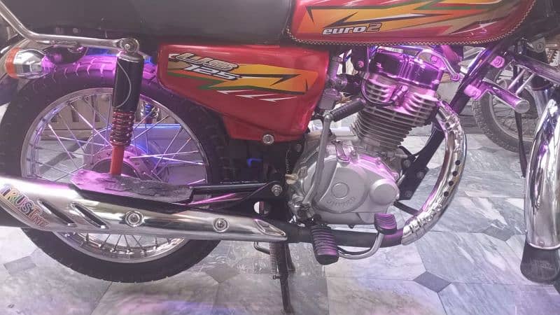 United Honda 125 1