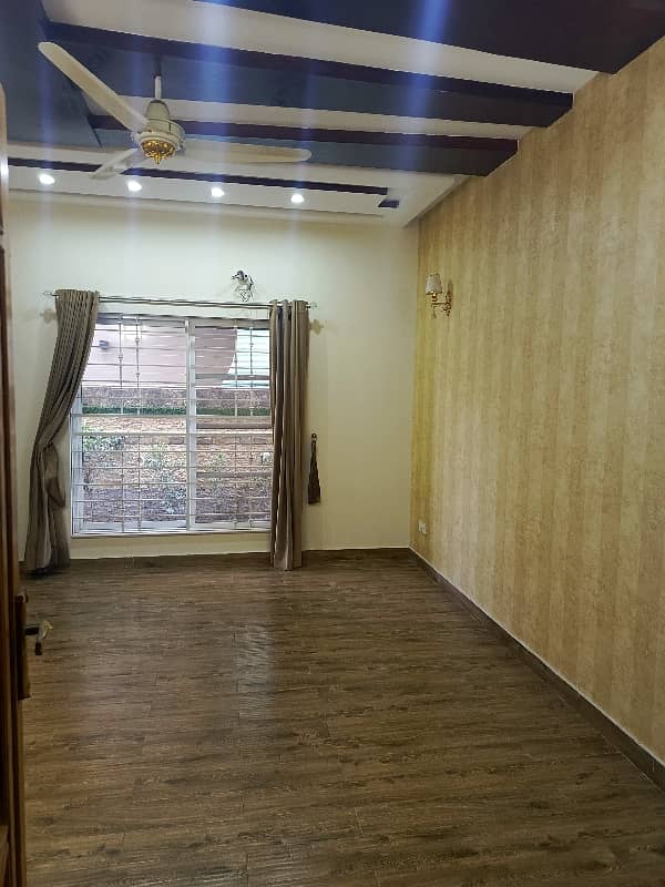 One Kanal House For RENT 0