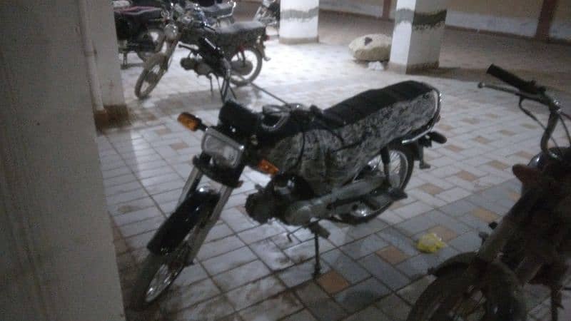 Honda CD 70 motorcycle Model 2021 2