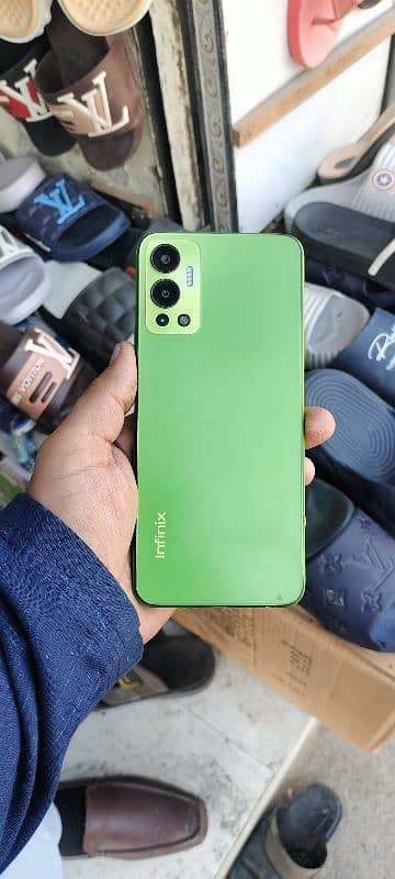 Infinix hot 12 6/128gb 2