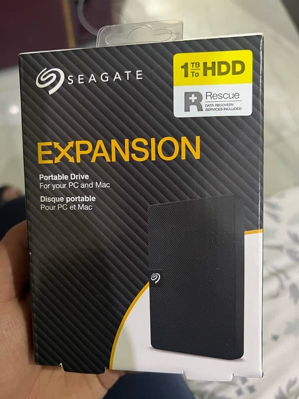 Seagate Expansion 1TB in Warranty 3