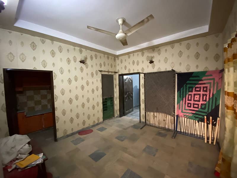 Ground floor 5 Marla 1 bed Portion Ali Park (Bhatta Chowk) near Waqas Market 3