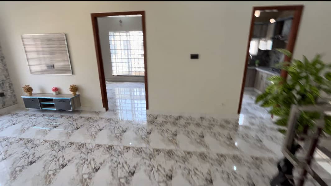 5 MARLA CORNOR BRAND NEW TRIPLE STOREY HOUSE FOR SALE IN ETIHAD TOWN E BLOCK 43