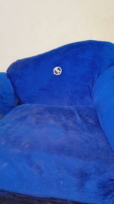 MK sofa 2