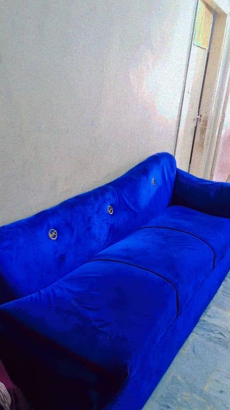 MK sofa 8