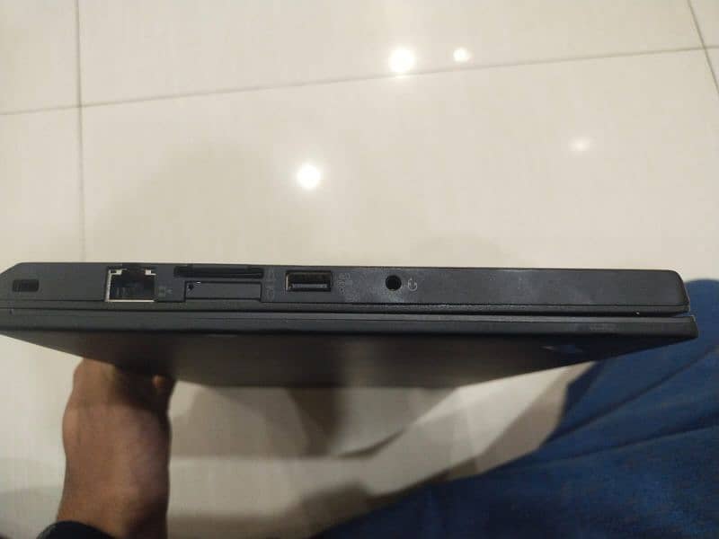 Thinkpad Lenovo laptop 4