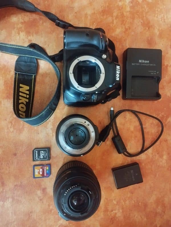 Nikon D5200 for sale. 0