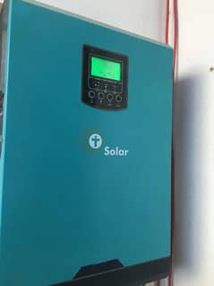 5Kw Tesla Solar Inverter (Great Working Condition)