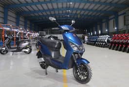 Electric Scooter / Scooty Long Range 2024 New Zero Meter