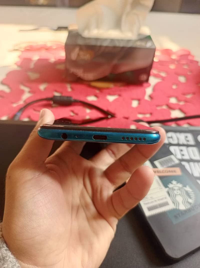 Infinix Note 8i with Original Box and Charger (6+128) + Cover 5