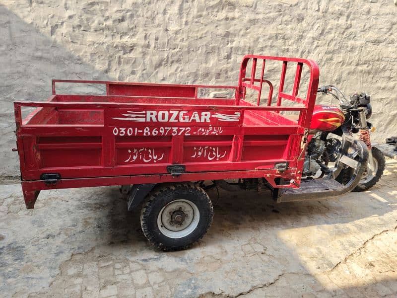 Rozgar rickshaw okara 44/2-L 03044670110 3