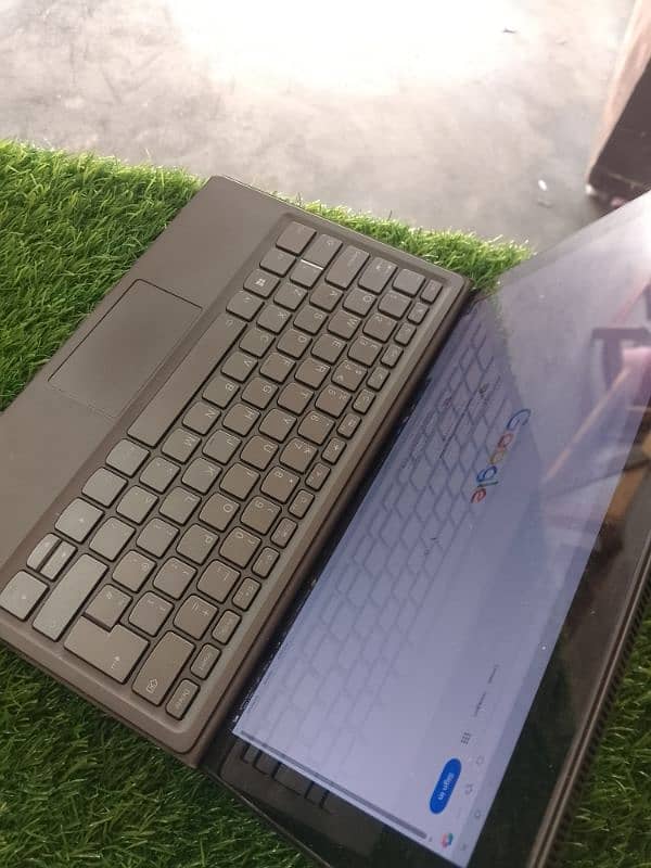 Lenovo Core i5 8th gen touch and tablet 3