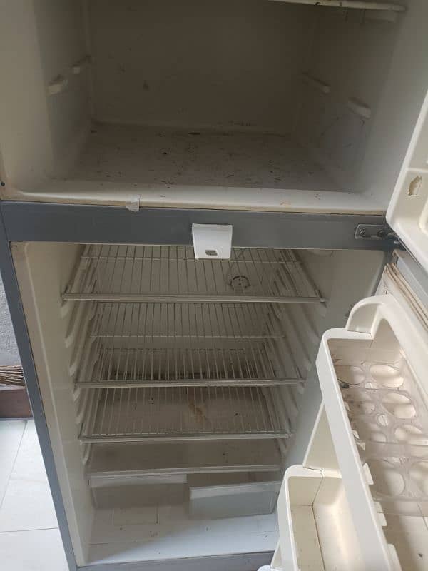 haier refrigerator model # HRF-327 3