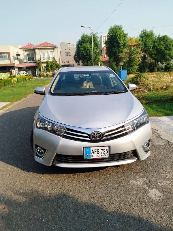 Toyota Altis Grande 2017 1