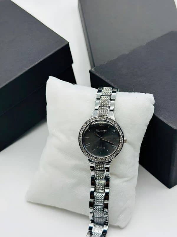 Ladies Stone watch round dial 3