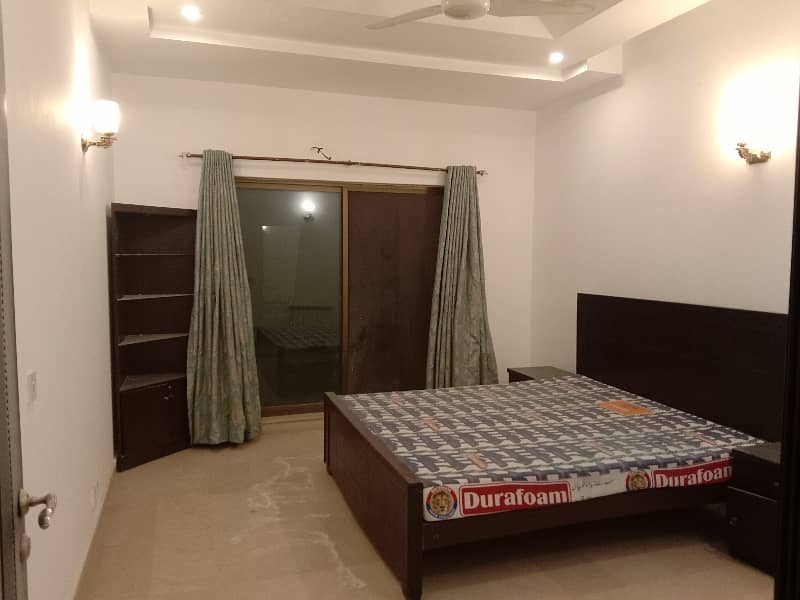 1 Kanal Upper Portion Available For Rent In DHA Phase 1 4