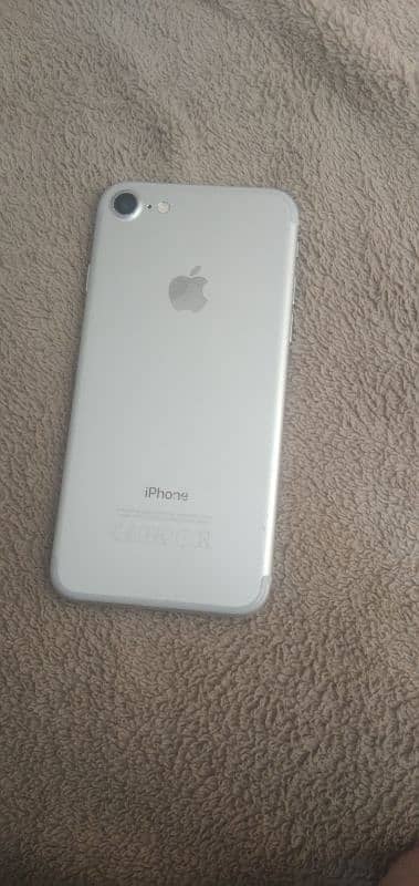 urgent sale my mobile iphone 7 2