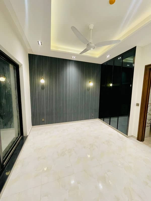 Kanal upper portion available For Rent 2