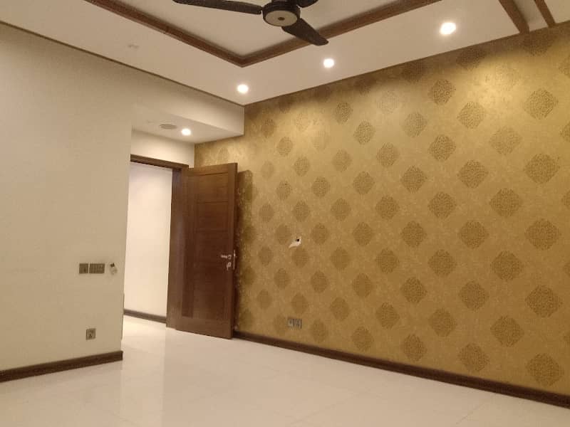 1 Kanal Lower Portion Available For Rent In DHA 10