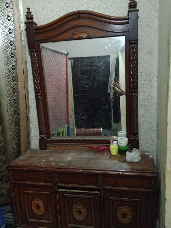 dressing table urgent sale 0