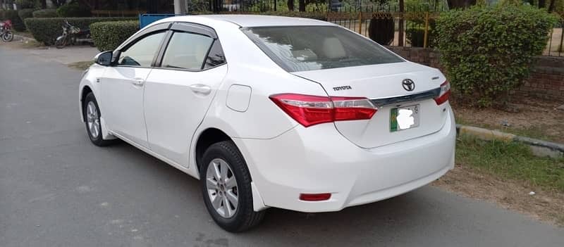 Toyota Corolla 1.6 Altis 2016 4