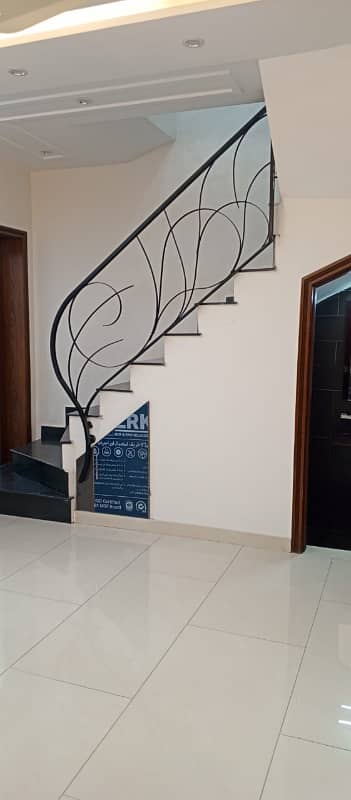 House for sale In paragon city pvt limited barki road Lahore Prime Location 18