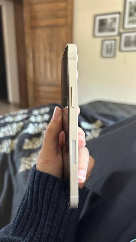 Iphone 12 128GB Non PTA F. U 7