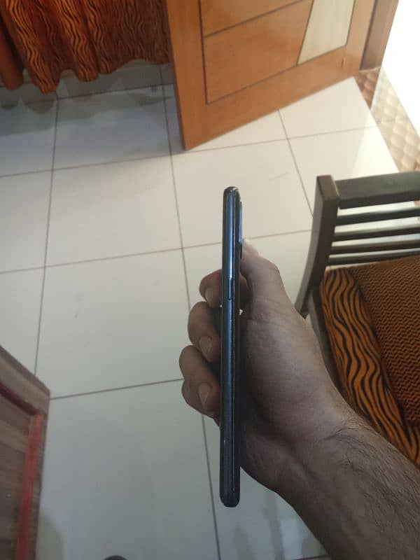 One Plus n10 5g 7