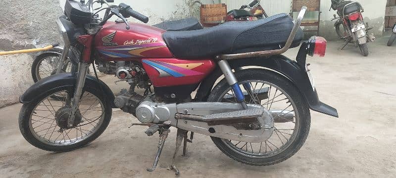 HONDA CD70 1