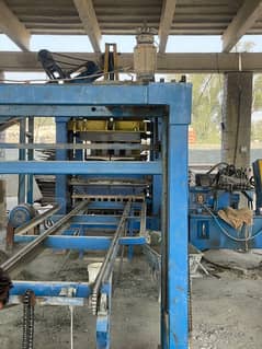 24 PEICE WITH DAI TUFF TILE PLANT FOR SALE