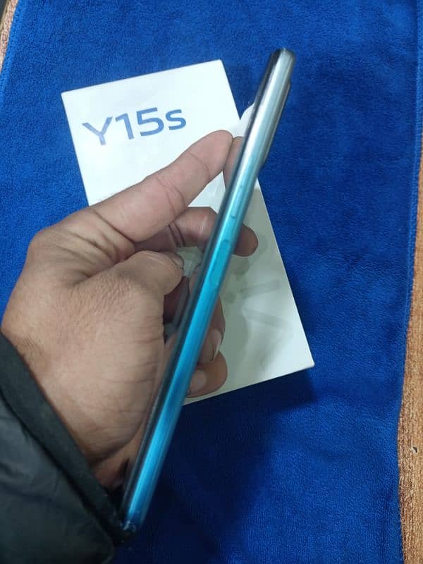 Vivo Y15s With Box 3/32 4