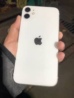 iphone 11  bettry 86% 10by10 condition non pta watsap nmbr 03128938618