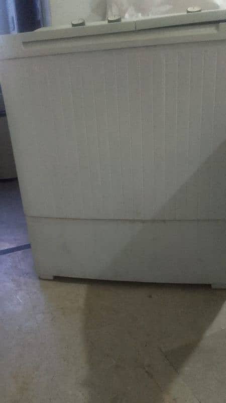 Washing machine for urgent sale 1