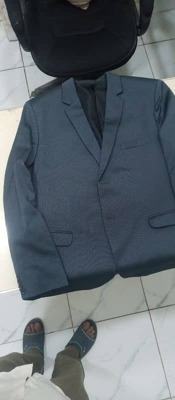 Brand New 3 piece suit 3