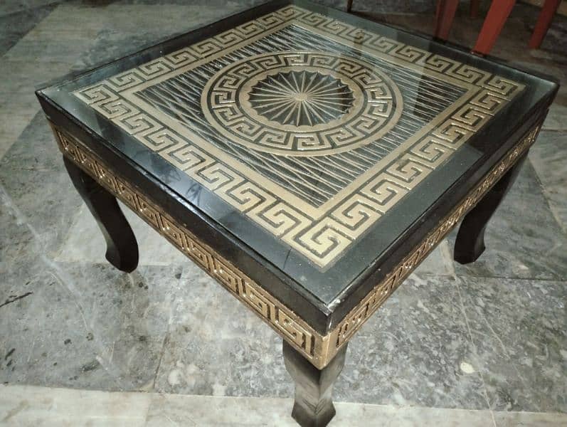 best condition coffee Table for sale size 24×24 5