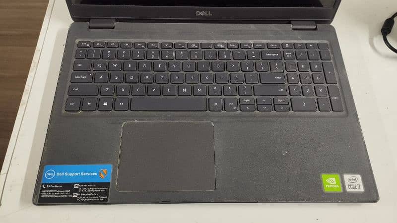 Dell latitude Core i7 10th Gen 1