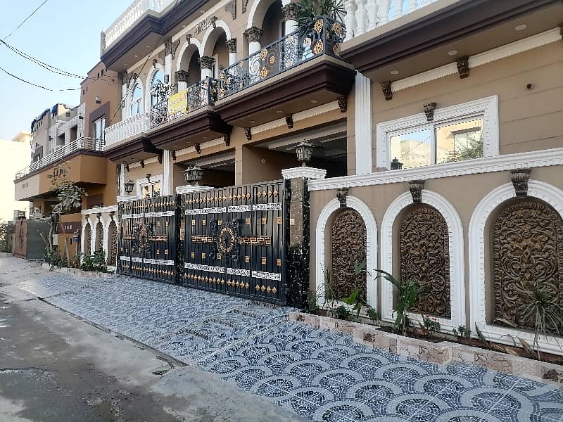 5 Marla Spacious House Is Available In Johar Town Phase 2 - Block R For Sale 2