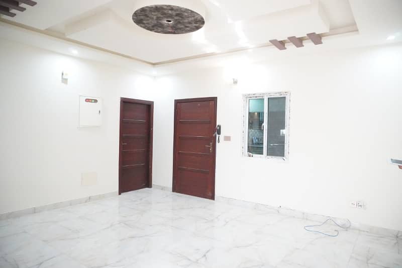 sidra capitol three bed dd apartment for rent in johar 6