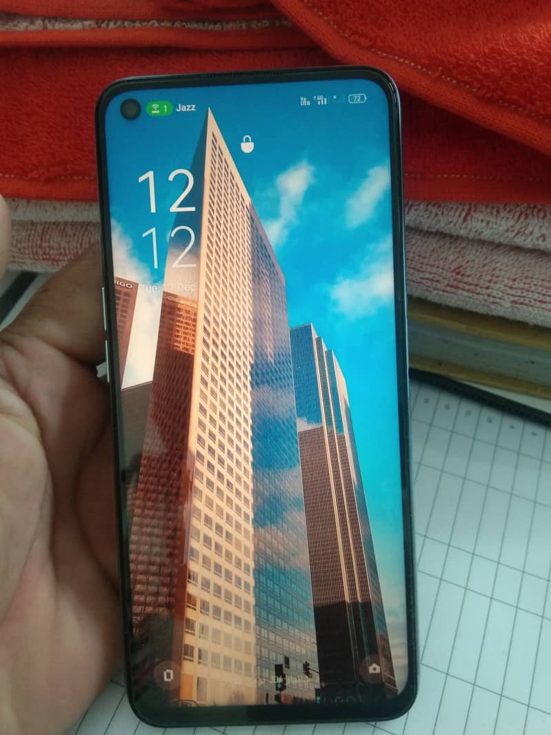 oppo A96 8GB 128GB bilkul ok Mobile ha chager box sath ha orginal 6