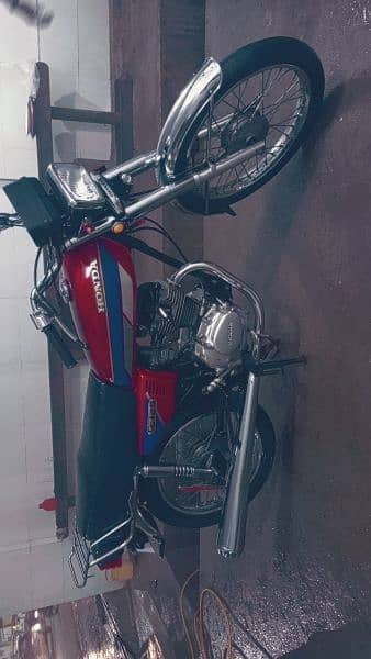 Honda CG 125 Karachi number 9