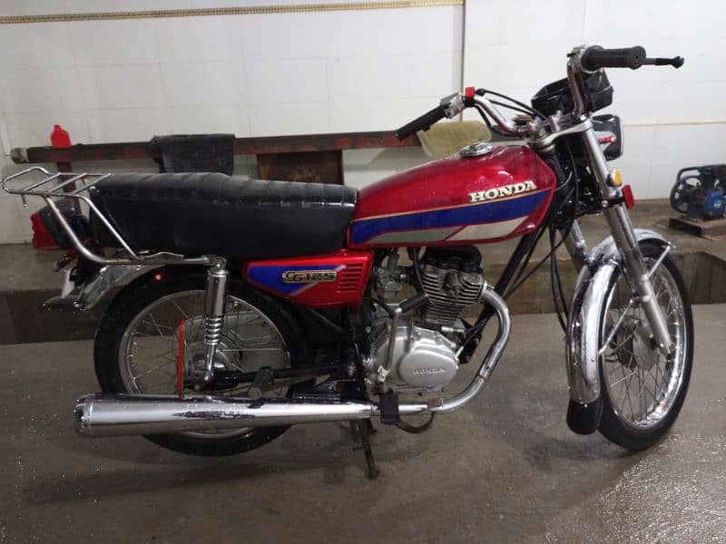 Honda CG 125 Karachi number 10