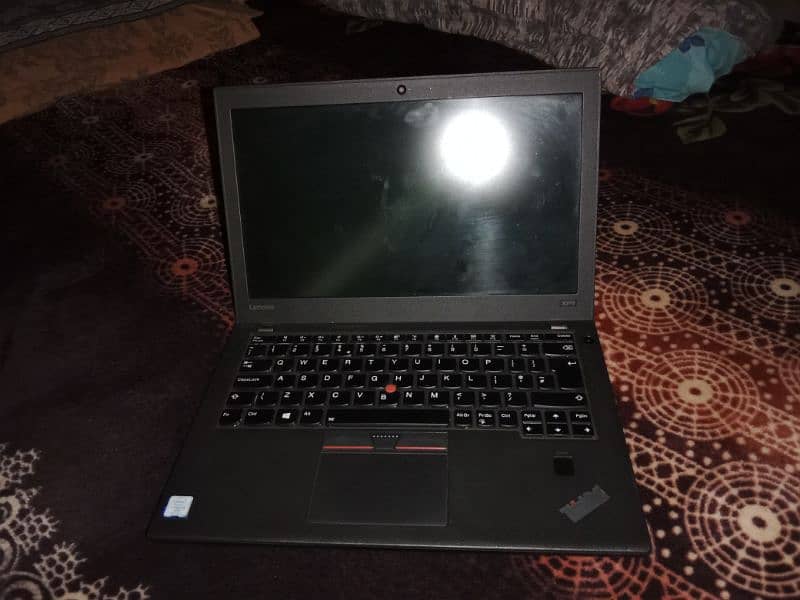 Lenovo ThinkPad x270 i5 7th gen 10by10 with charger 2