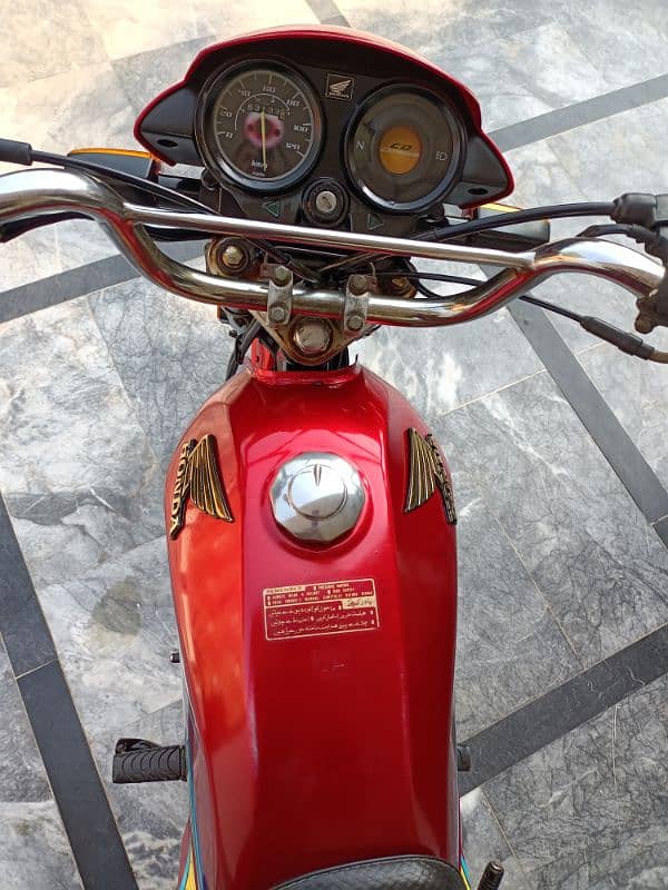 Honda CD 70 Dream 5