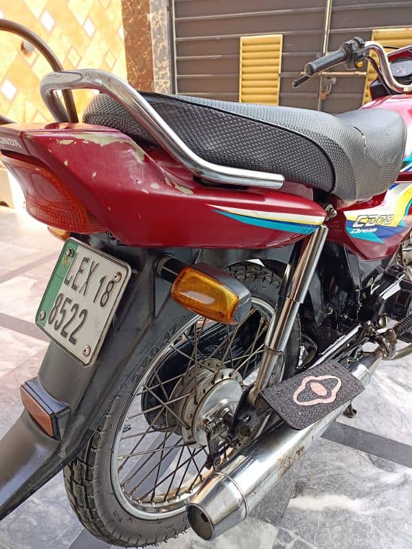 Honda CD 70 Dream 8