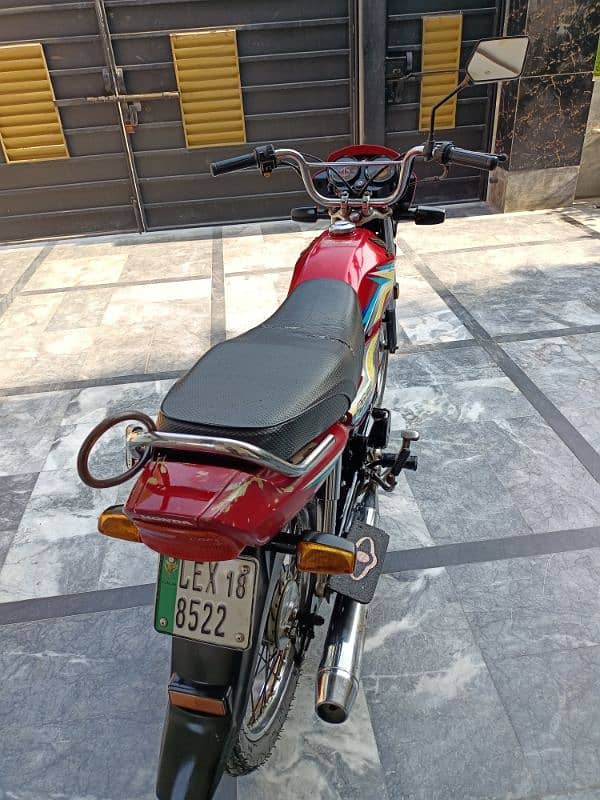 Honda CD 70 Dream 11