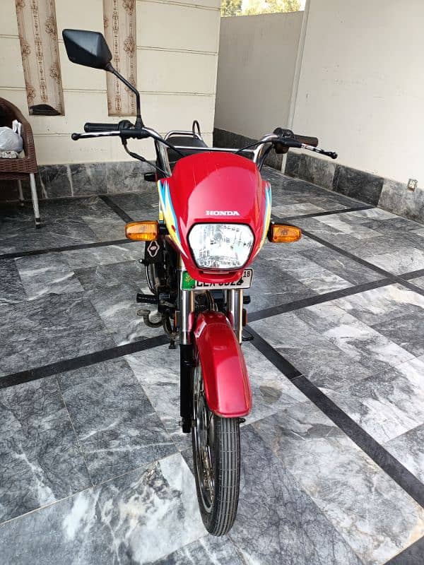 Honda CD 70 Dream 12