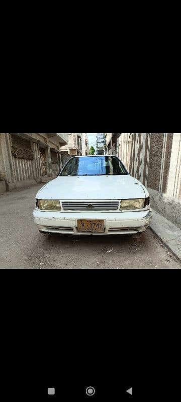 Nissan Sunny 1992 3