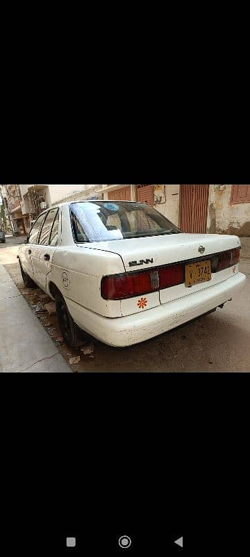 Nissan Sunny 1992 5