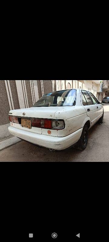 Nissan Sunny 1992 6