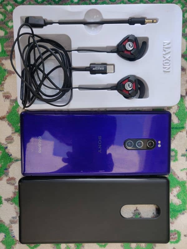 Sony Xperia 1 0